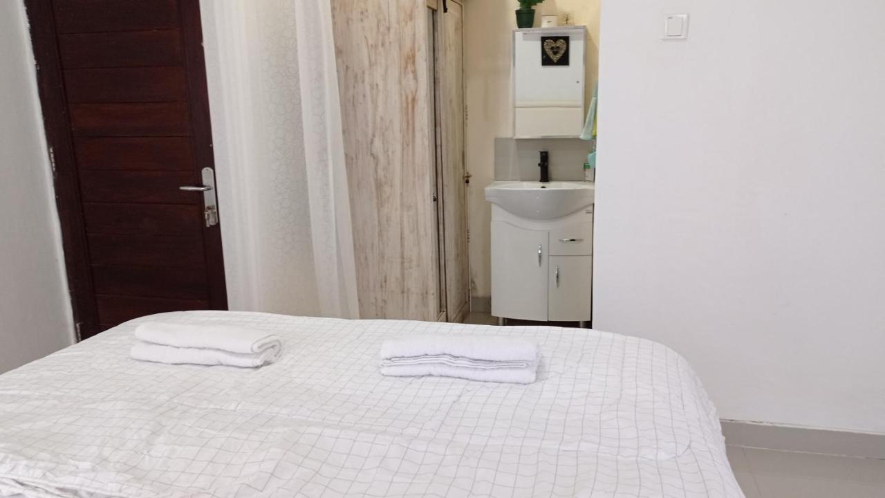 Neny'S Homestay Saba Eksteriør bilde